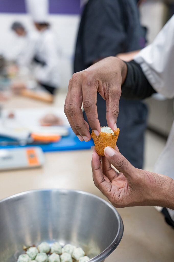 Reportage culinaire dans une &eacute;cole h&ocirc;teli&egrave;re