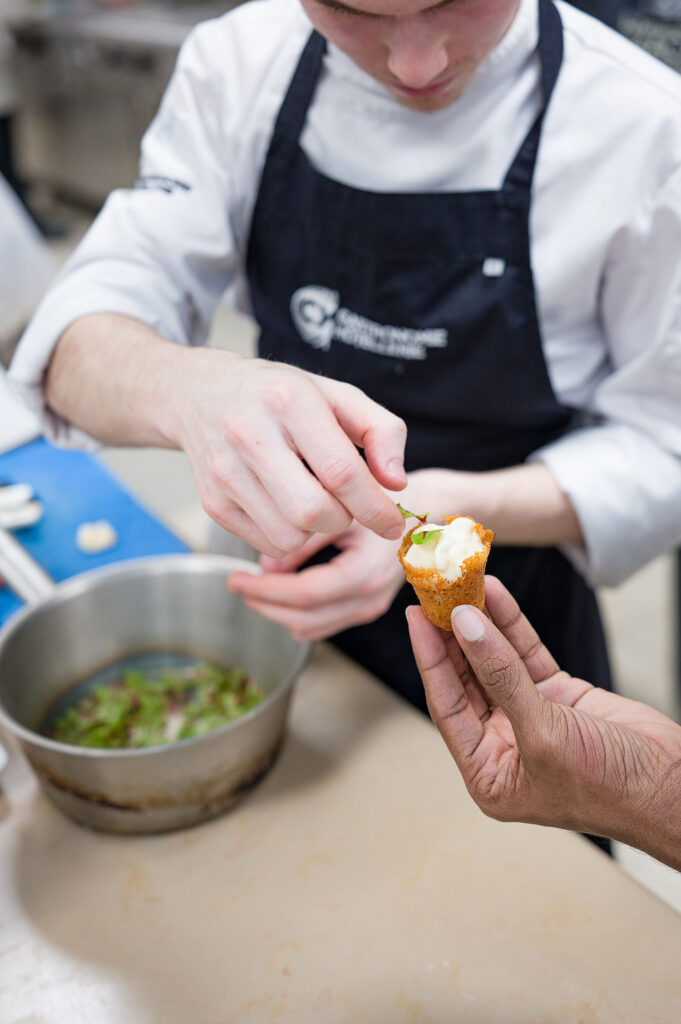 Reportage culinaire dans une &eacute;cole h&ocirc;teli&egrave;re